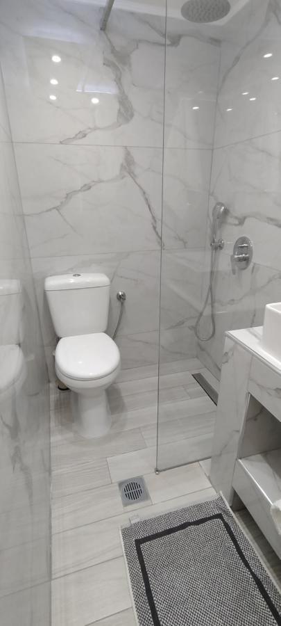 Sweetmar Guestrooms-Ground Floor 科斯镇 外观 照片