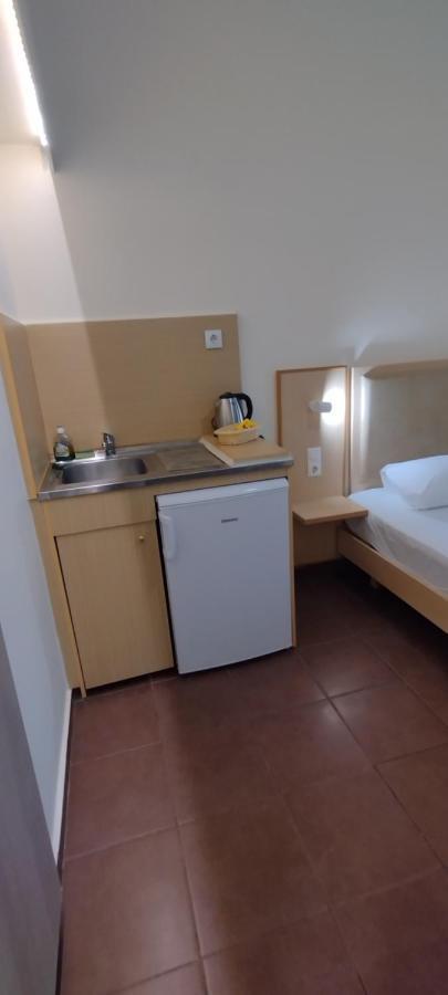 Sweetmar Guestrooms-Ground Floor 科斯镇 外观 照片